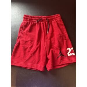 Jordan Shorts Kids Small Red Black Fleece Athletic Basketball Gym Logo Jumpman